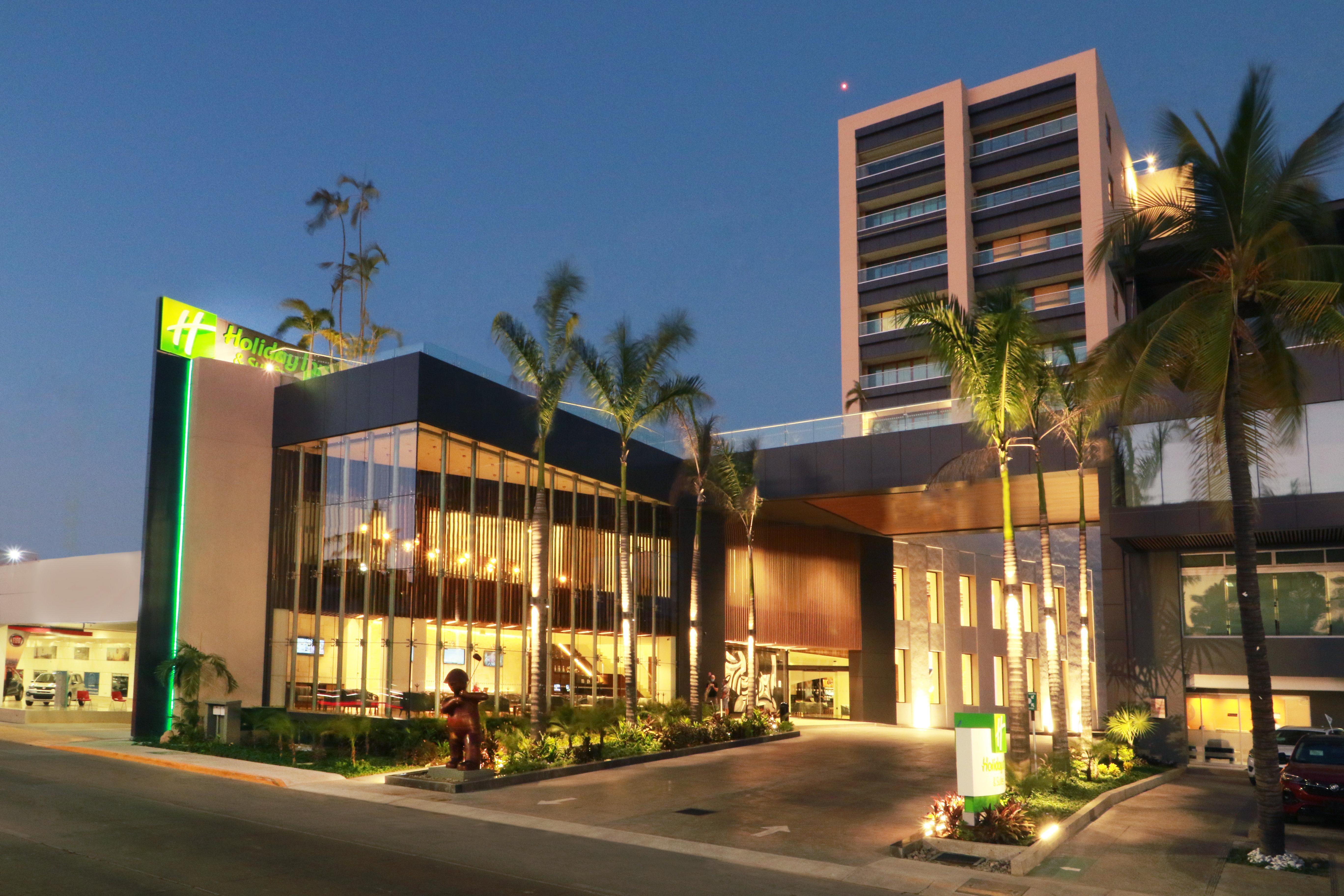 Holiday Inn & Suites - Puerto Vallarta Marina & Golf, An Ihg Hotel Exterior photo