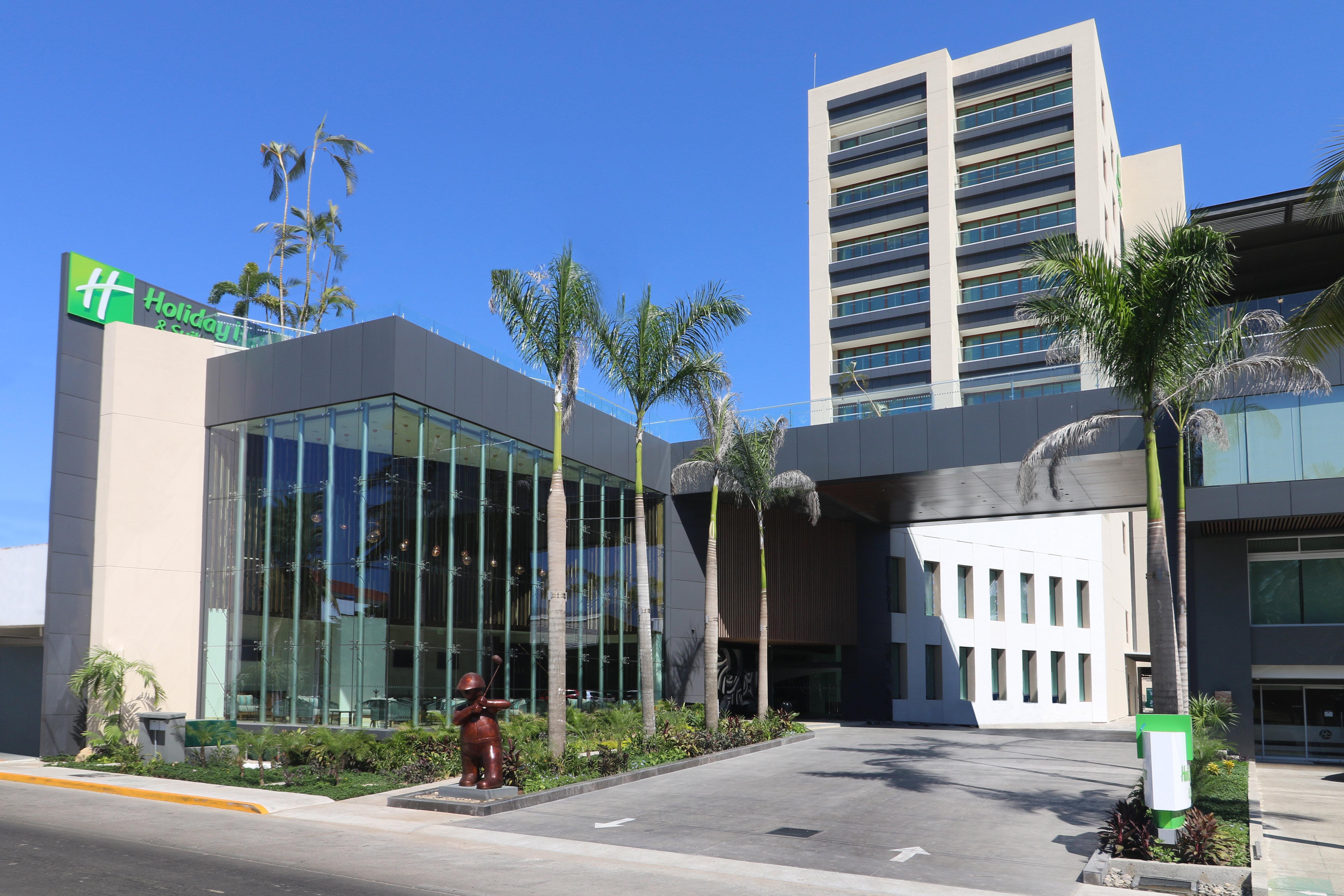 Holiday Inn & Suites - Puerto Vallarta Marina & Golf, An Ihg Hotel Exterior photo